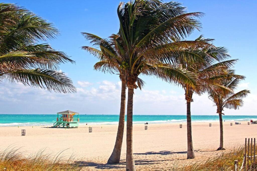 Apartment Right On The Beach! Miami Beach Exterior foto